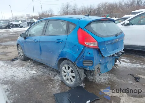 2013 Ford Fiesta Se z USA, uszkodzony, nr VIN 3FADP4EJ0DM162290